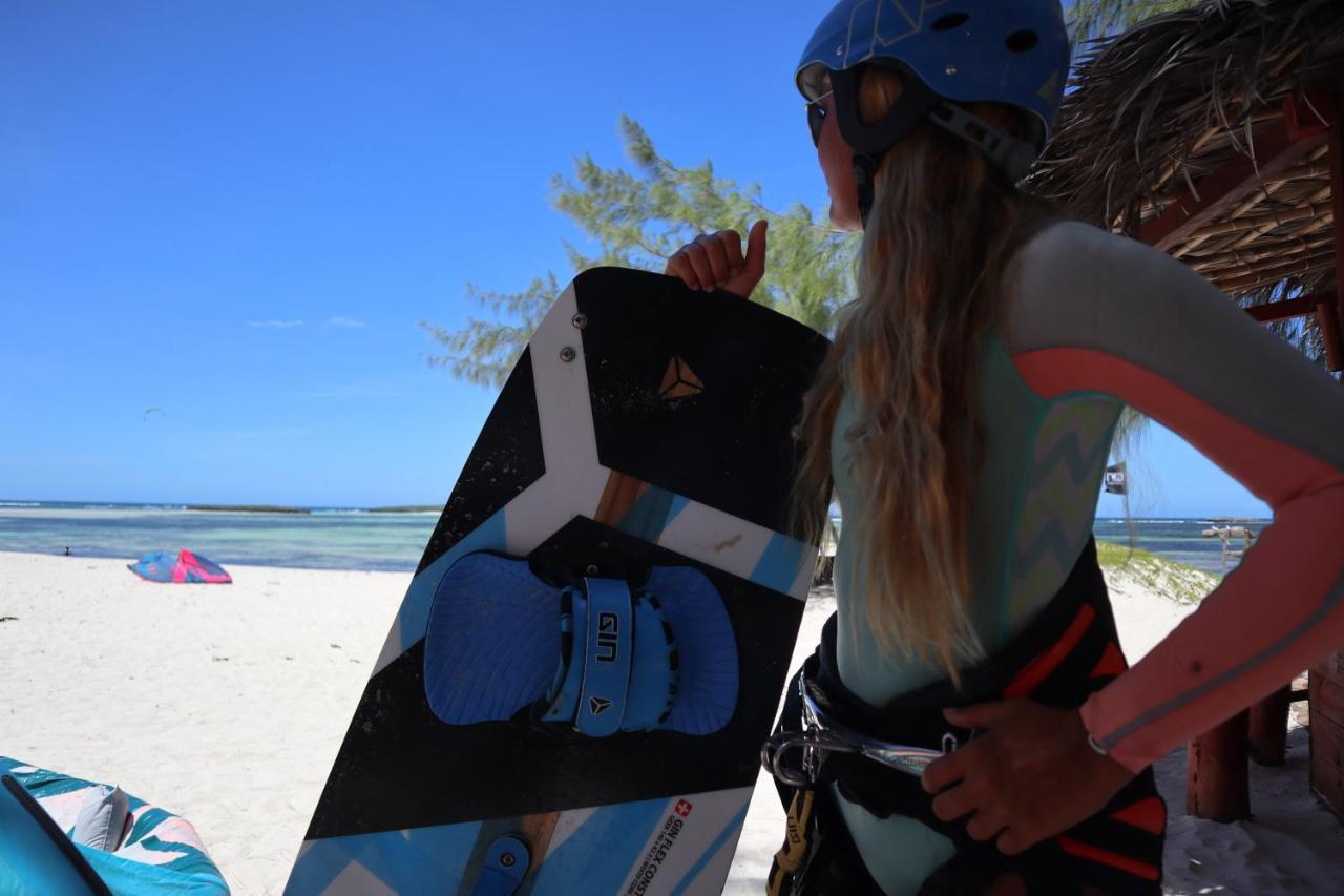 Ocean Lodge Kite & Windsurf Antsiranana Bagian luar foto