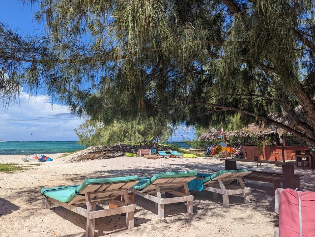 Ocean Lodge Kite & Windsurf Antsiranana Bagian luar foto