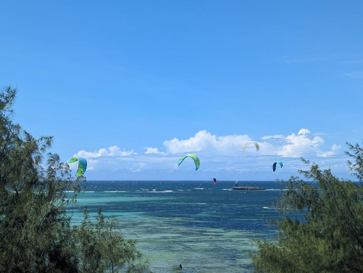 Ocean Lodge Kite & Windsurf Antsiranana Bagian luar foto