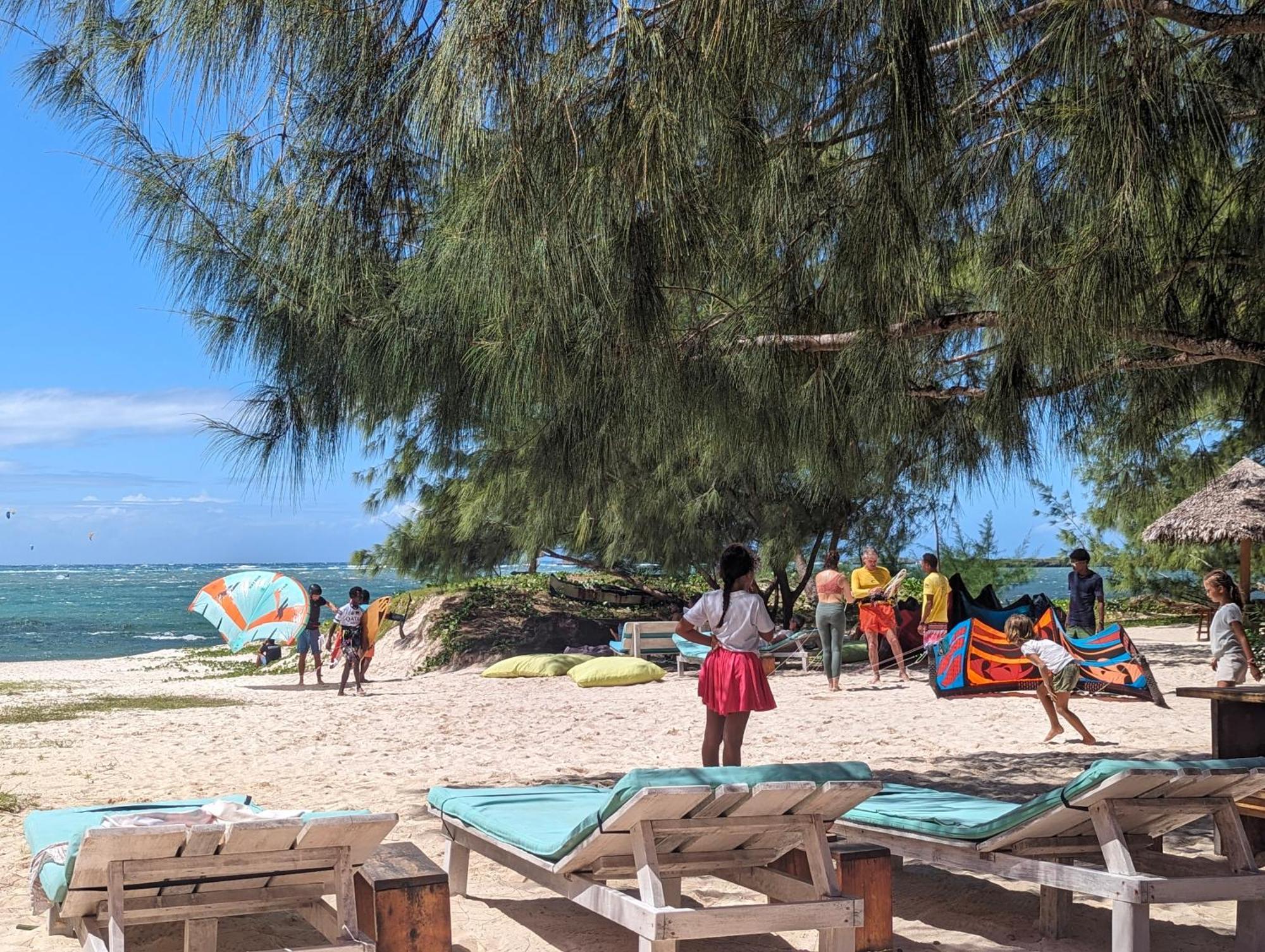 Ocean Lodge Kite & Windsurf Antsiranana Bagian luar foto
