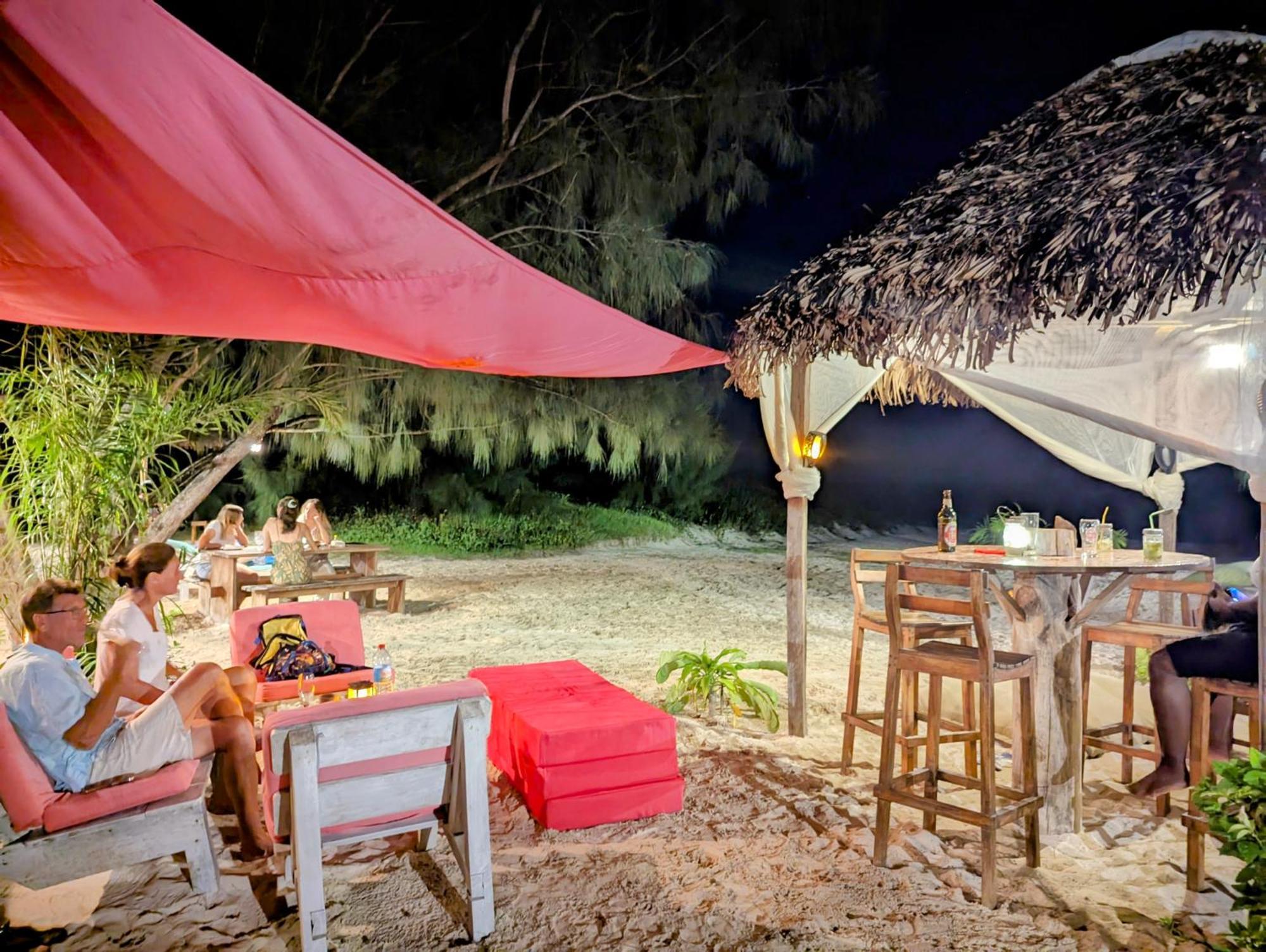 Ocean Lodge Kite & Windsurf Antsiranana Bagian luar foto