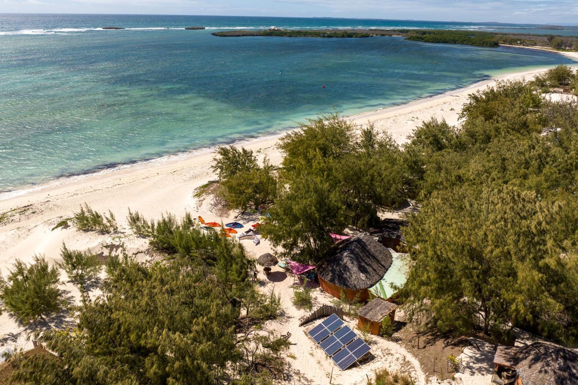 Ocean Lodge Kite & Windsurf Antsiranana Bagian luar foto